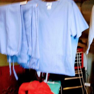 2 sets of scrubs,   MAKE OFFER